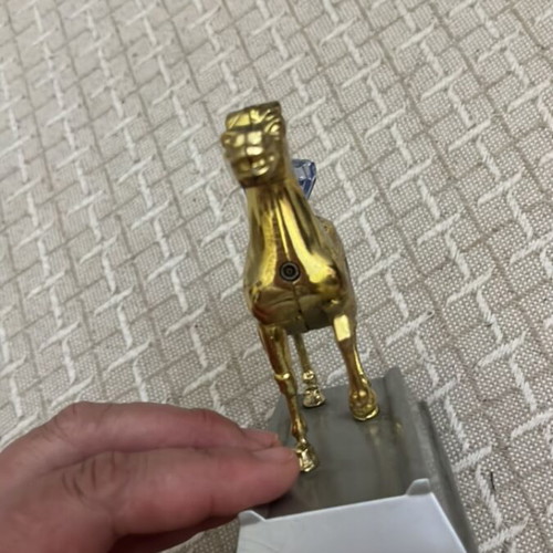 Lighter used with horse design