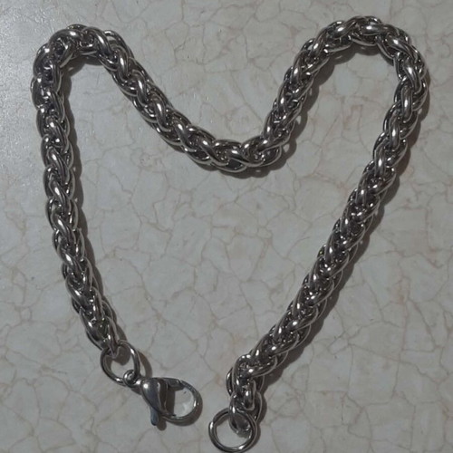 Stainless steel men's bracelet brand new no4