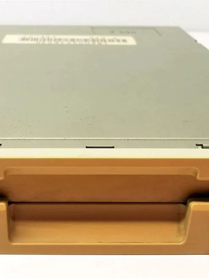 Chinon FZ-357 floppy disk drive 3.5" 1.44MB μεταχειρισμένο