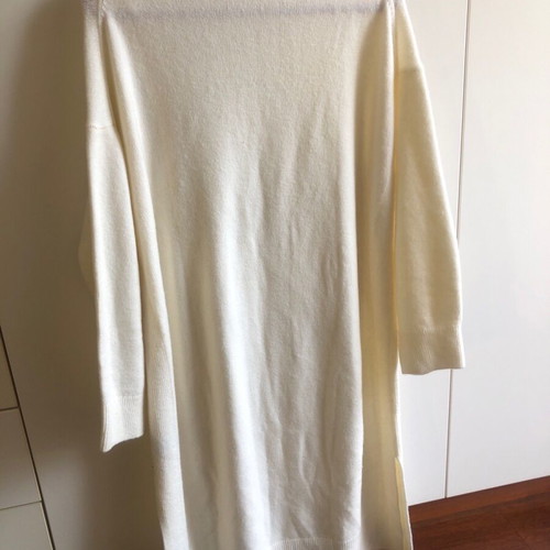 H&M knitted dress xl like new with side slits cream