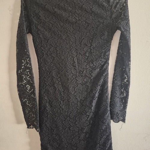 Black lace dress like new