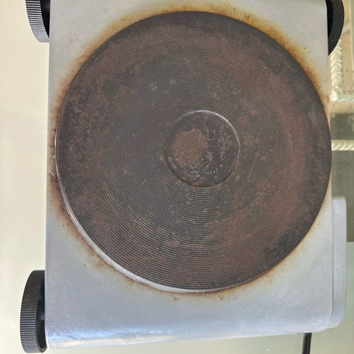 Electric hotplate used in good condition