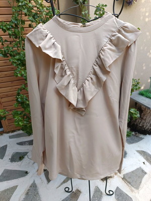 H&M shirt with ruffles new beige size L