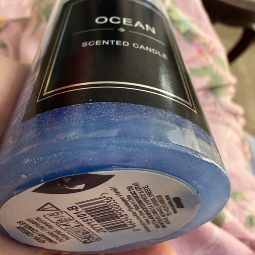 Paraffin candle with ocean scent new