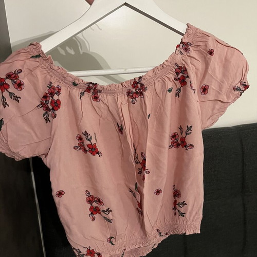 Terranova summer short blouse top like new, size S, pink floral