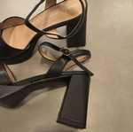 Black comfortable sandals with thick heel, size 40
