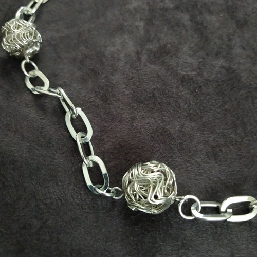 Steel necklace new, silver color