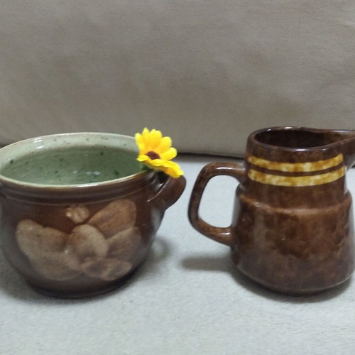 Vintage ceramic jug with bonus ceramic pot