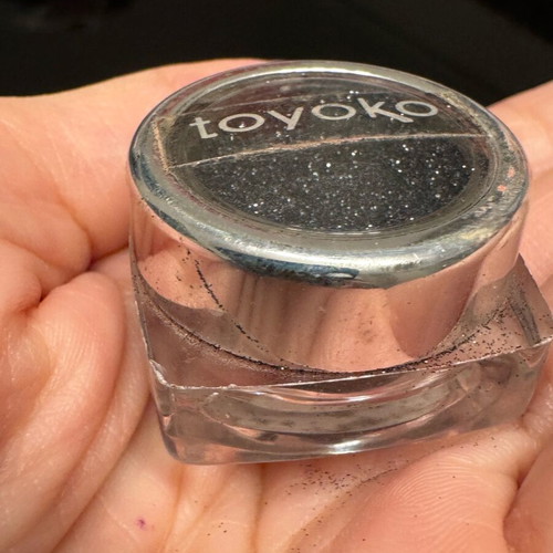 Toyoko black eye glitter new
