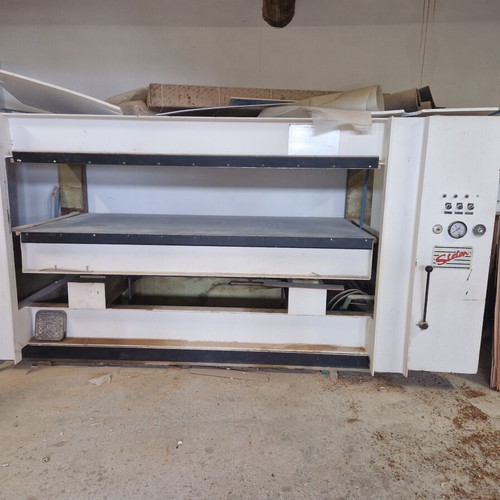 Press machine used, 5 tons capacity