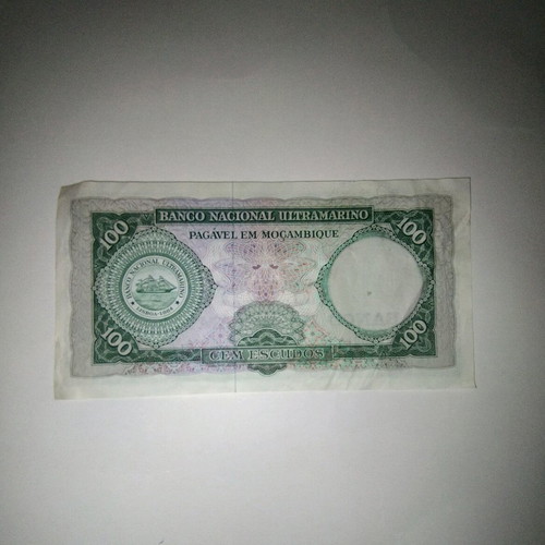 Mozambique banknote used 100 escudos 1961