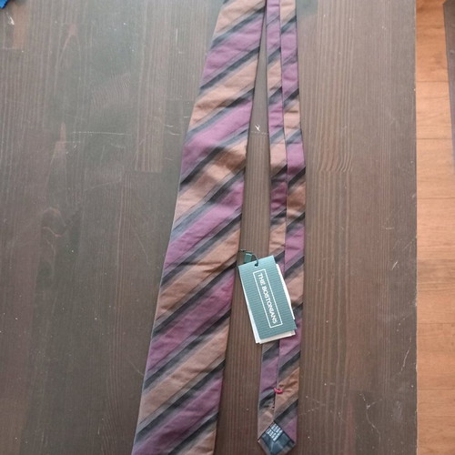 The Bostonians tie new authentic