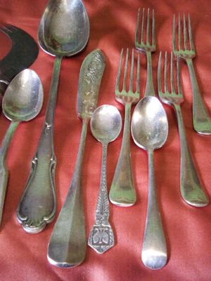 Αντίκες δέκα υπόλοιπα κομμάτια αλπακά μεταχειρισμένα