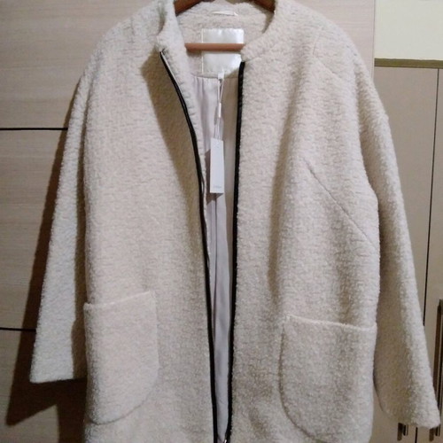 In Wear wool coat new, off white, size XL