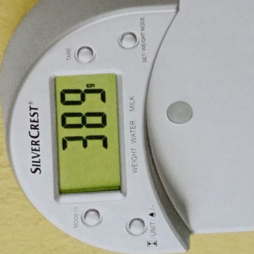 Electronic kitchen scale new in packaging