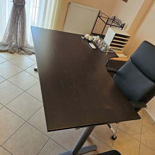 Corner office desk wenge color ergonomic design 1.60x1.20x0.80 like new