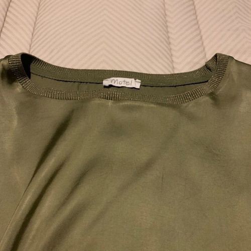 Motel blouse green like new size S