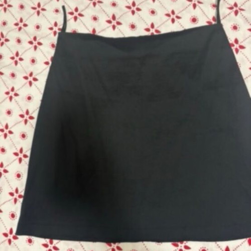 Lynne black A-line mini skirt like new, size M 38 10