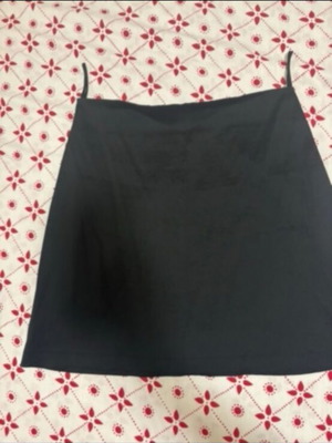 Lynne black A-line mini skirt like new, size M 38 10