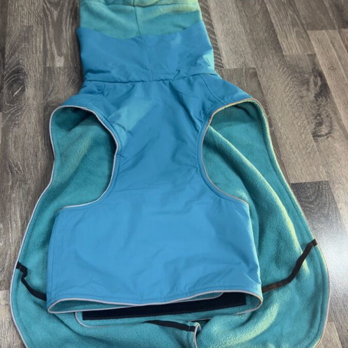 Waterproof dog jacket like new with fleece lining in petrol color