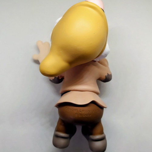 Sneezy figure Demons & Merveilles collectible