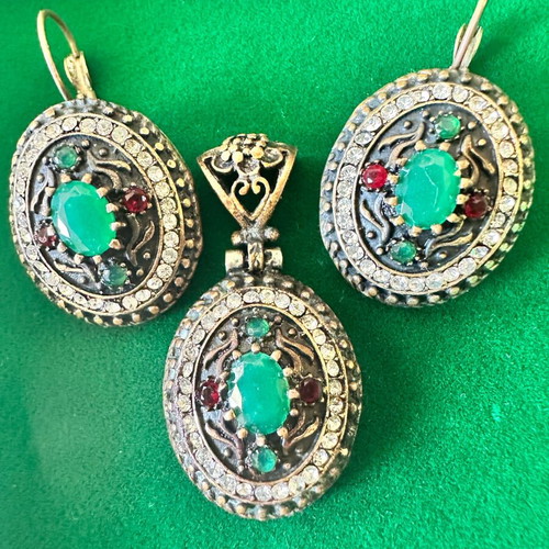 Jewelry set with emerald and ruby stones like new from Old Town Rhodes