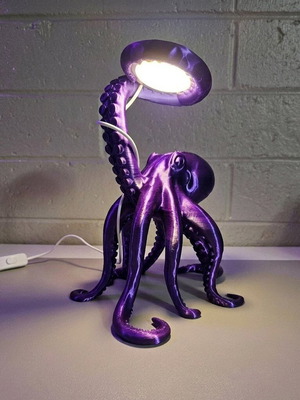 Octapus lamp purple like new with USB LED and switch