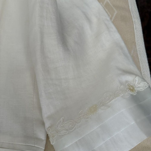Suit with T-shirt like new, beige