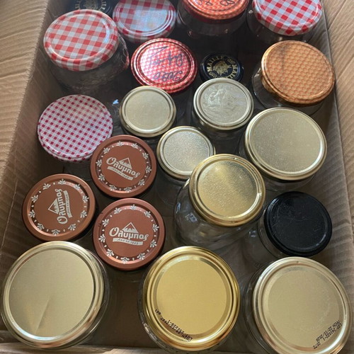 Glass jars like new, set of 21 with lids
