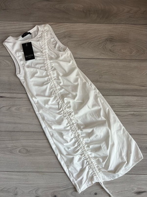 White dress new unworn size L