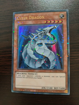 Yu-Gi-Oh Cyber Dragon prismatic rare card like new
