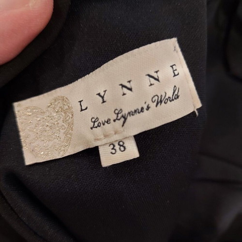 Lynne women's midi dress black like new