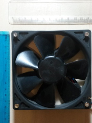 Computer fan WFB1212H 12v 13cm x 13cm