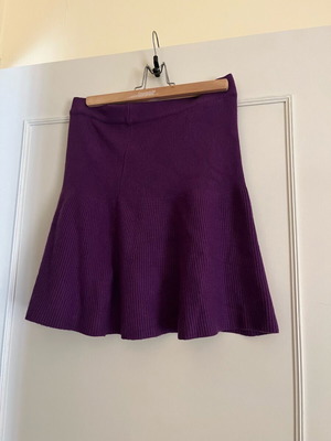 Light wool set like new, purple