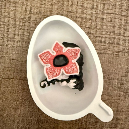 Demogorgon figure Kinder Joy Stranger Things new