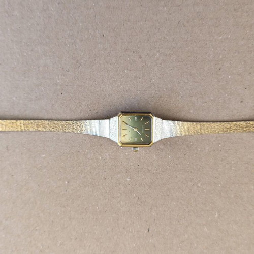 Seiko Vintage Women's Mechanical Wristwatch Gold Plated Model 11-3990 1979