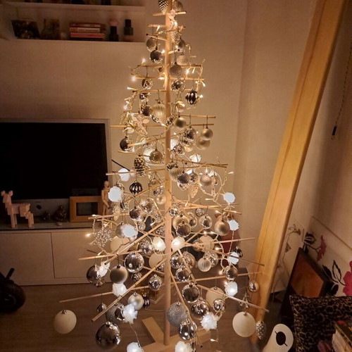 Xmas3 artificial Christmas tree like new, wooden 190cm