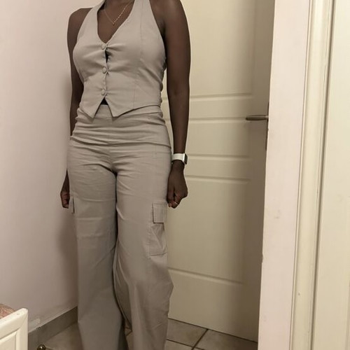 Bohoo gray suit with side pockets, stretchable