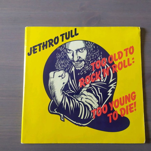 Jethro Tull 2 vinyl records used