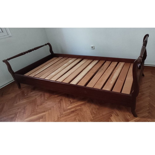 Bed single used, length 213cm, width 101cm