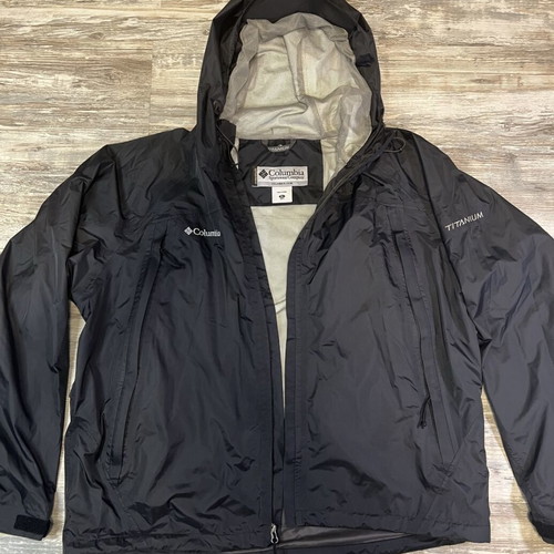 Columbia Titanium Hooded Windbreaker Jacket men's XL used, black