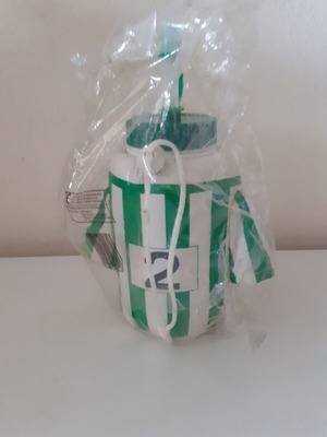 Vazelakia water bottle