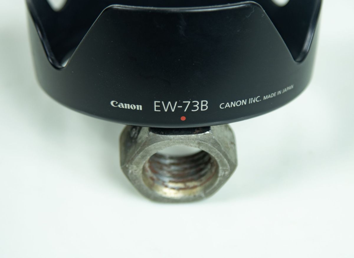 Canon EW-73B lens hood used for 17-85mm… - € 20,00 - Vendora.cy