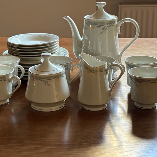 Vintage Fine China coffee set complete 23 pieces like new