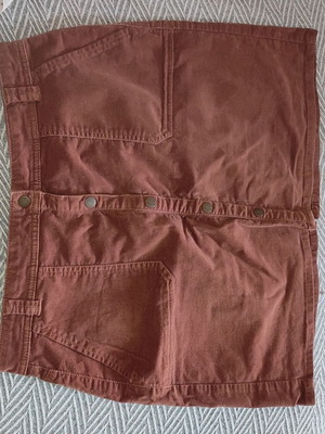 Skirt brown used, size 42