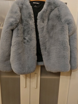 Γούνινο jacket cropped σε dusty blue Tally Weijl