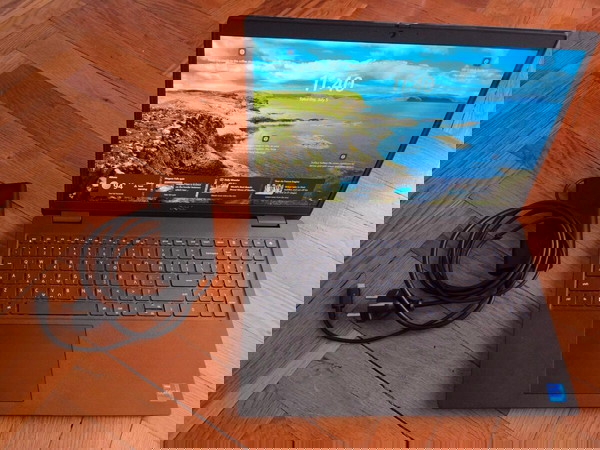Dell Latitude 3530 15.6" (i7-1255U/32GB)