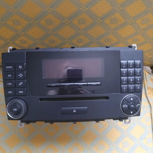 Used car radio for Mersentes