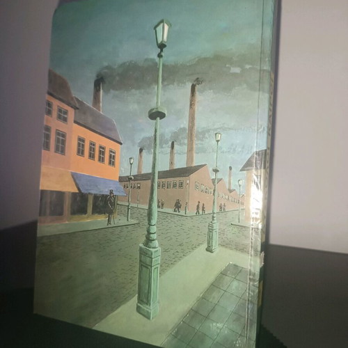 Book Hard Times like new with hardcover