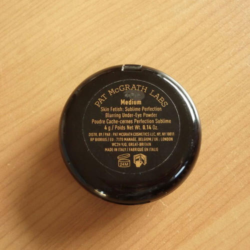 Pat McGrath Labs Skin Fetish Sublime Perfection Blurring Under Eye Powder Medium